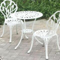 ガーデンテーブルセット　テーブル1台、チェア3脚　セット（ホワイト）