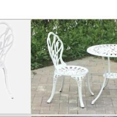 ガーデンテーブルセット　テーブル1台、チェア3脚　セット（ホワイト）の画像