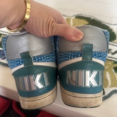 nike スニーカーの画像