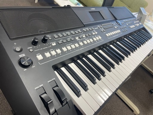 中古　ピアノ　Yamaha PSR-SX600