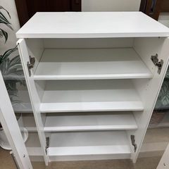 【値下げ中】食器棚の画像
