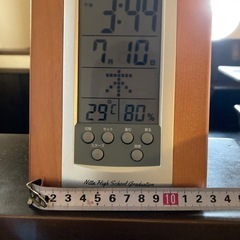 電波時計　時計　置き時計の画像