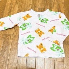 【8/8 17:30 掲載削除】 ダウンジャケット アウター ジャンバー ジャンパー トレーナー Tシャツ ポケモン カバーオール ロンパース バービー Barbie 裏起毛 ズボン パンツ 110サイズの画像