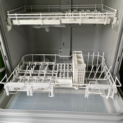 美品　パナソニック　食洗機 NP-TH4の画像