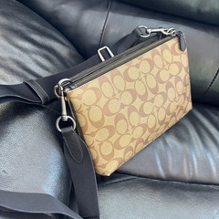 ⭕️美品⭕️コーチ　メンズ　ボディバック　の画像