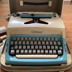 チェコスロバキア製　consul　ヴィンテージ　タイプライター　の画像