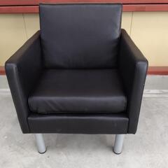 20250710006　家具　1人掛けソファNo.1