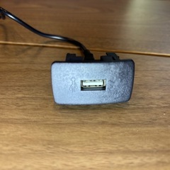 【値下げ】エーモン(amon) USBスマート充電キット (ホンダ用) 2873の画像