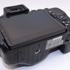 【美品】Nikon D5600 デジタル一眼レフカメラ（単焦点レンズ付）レンズ×2個セットの画像