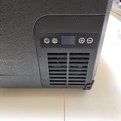 (お引き取り決定)車載冷蔵庫の画像