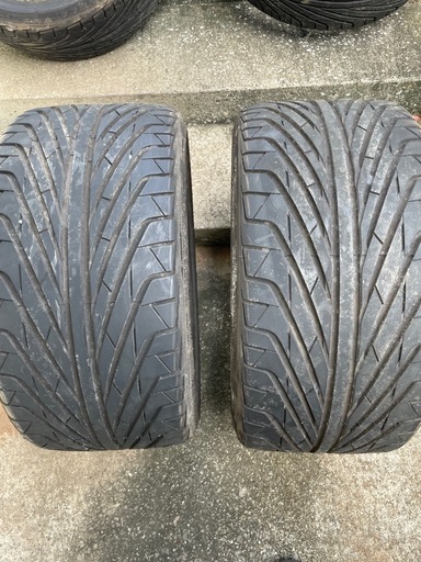 バリ山2本265/30R19 トライアングルTR968