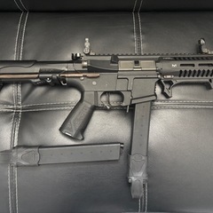 G&G  ARP-9［カスタム］電動ガン(予備マガジン／ガンケース付き)  お取り引き場所：西淀川区か貝塚市の画像