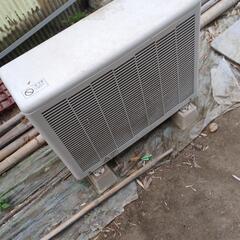 エアコン　新品交換予定です。