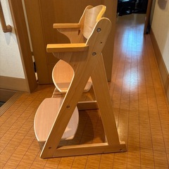 子供椅子、木製
の画像