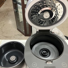 I2507-291 SOUYI 糖質カット炊飯器 SY-138 2022年製 通電確認済み 4.5合炊き 中古の画像