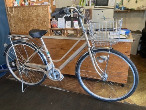 【前輪チューブ新品！】LEDオートライト　6段変速　27インチ自転車　シャンパンベージュ