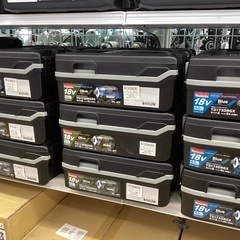 【未使用品】【店頭引取限定】マキタ　インパクトドライバー　TD173DRGX 各色　48400円（税込）の画像