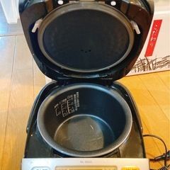 炊飯器の画像