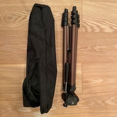 折り畳み式三脚