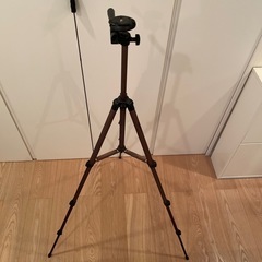 折り畳み式三脚の画像