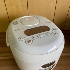 ✅アイリスオーヤマジャー炊飯器✅ ✅RC-MD50-W✅