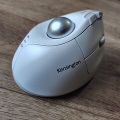 ケンジントン　Pro Fit Ergo Vertical トラックボール マウスの画像