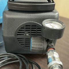 三共コーポレーション オイルレス ミニ エアコンプレッサー HMAC-50 エアダスター付 動作確認済の画像