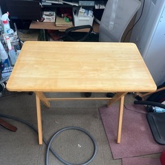 天然木 折りたたみテーブル 折りたたみデスク ニトリ 作業台 簡易テーブル 補助テーブルの画像