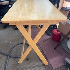 天然木 折りたたみテーブル 折りたたみデスク ニトリ 作業台 簡易テーブル 補助テーブルの画像