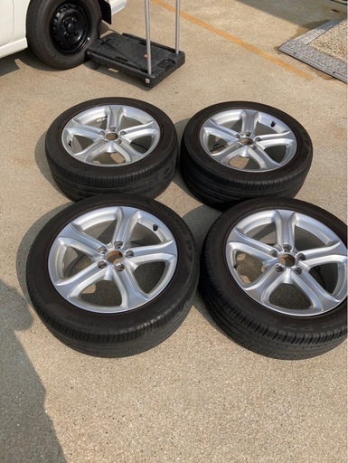 アウディA4 ホイール17インチ