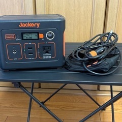 キャンプ道具一式,jackery充電器,soomloomタープなどアウトドア有名ブランドあり の画像