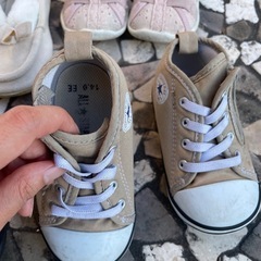 子供　サンダル　スニーカー　シューズ
の画像