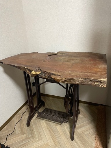 価格相談可【リメイク家具】RICCAR足踏みミシン台テーブル