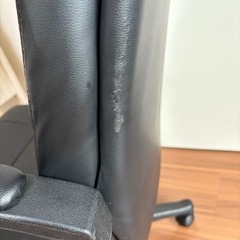 黒　オフィス　椅子　在宅ワークの画像