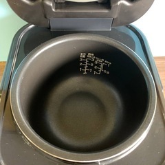 ✅ハイアールマイコンジャー炊飯器✅ ✅JJ-XP2M31E✅の画像