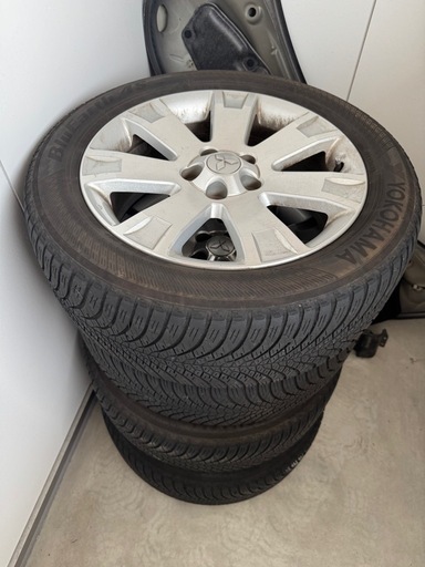 三菱 デリカD:5純正アルミ×ヨコハマ BluEarth 4S