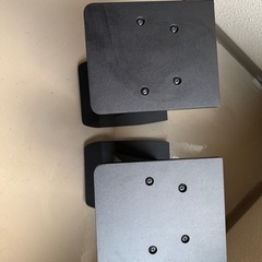 木製スピーカースタンドの画像