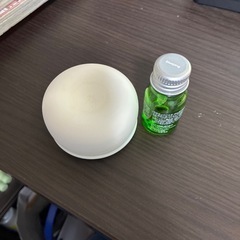アロマストーン皿付きとアロマオイルの画像