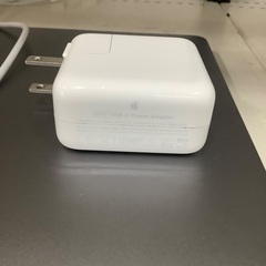 Mac book pro A2251 ※30Wアダプタ付属　入荷いたしました！の画像