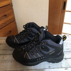 ＧＯＯＤＹＥＡＲトレッキングシューズ 　値下げしました！の画像