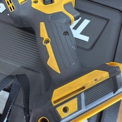 充電器、バッテリー新品未使用！本体美品中古！マキタ　TD173DRGXFY フルセット　　イエロー　充電式　インパクトドライバーの画像