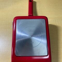 S880/マイヤー シルバーストーン エッグパン 18 cm　本体はアルミニウムなので軽量で熱伝導が早いの画像