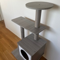 キャットタワーの画像