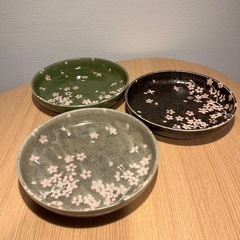 桜　模様　　少し深めのお皿　3枚セット