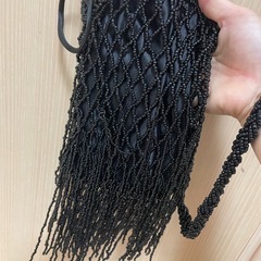 ZARA ビーズバッグの画像