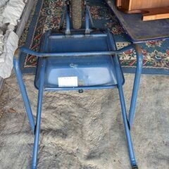 少し大きい浅型一輪車　錆び有ります。の画像
