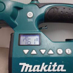 マキタ　Makita　充電式ライト付きラジオ　１８Vバッテリーパック付き　MR050＆BL1830の画像