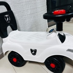 足蹴り四輪車　子ども　乗用車　超美品の画像