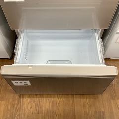 【安心の6ヶ月保証】MITSUBISHI の6ドア冷蔵庫の画像