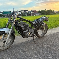 ゼファー400 初期型　レストアベース　書類あり